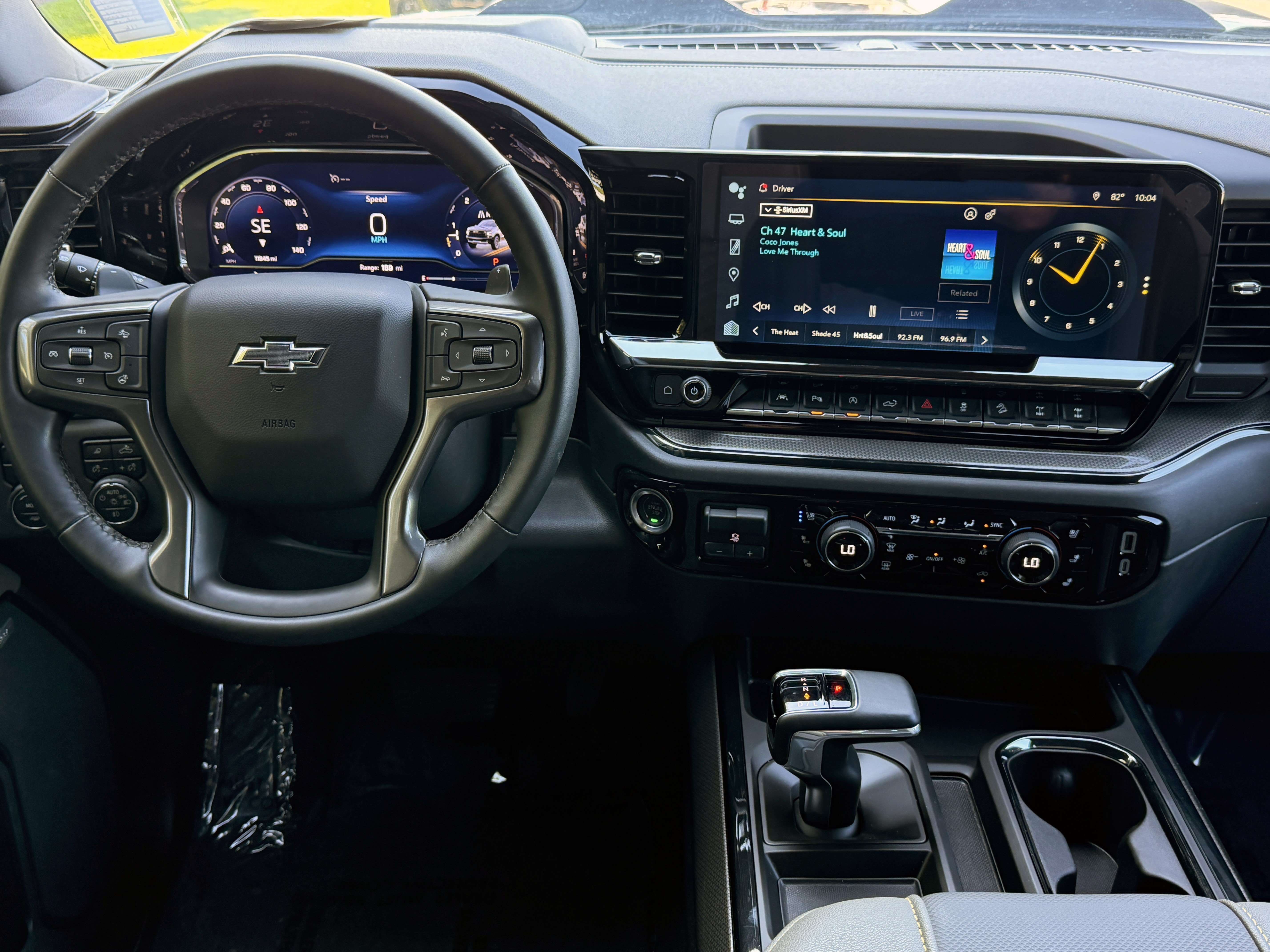 Used 2024 Chevrolet Silverado 1500 ZR2 w/ Technology Package AWD/4WD image 24