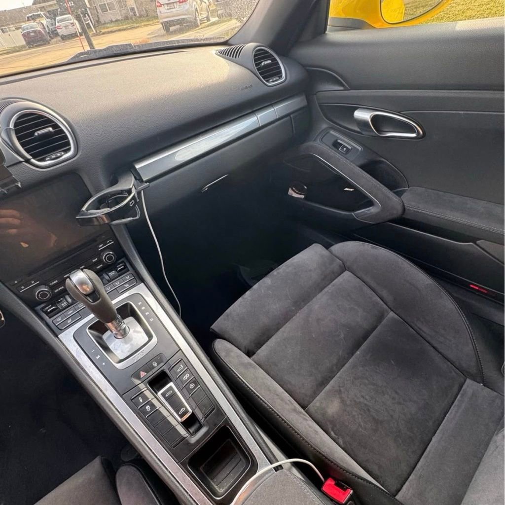 Used 2018 Porsche 718 Boxster GTS RWD image 9