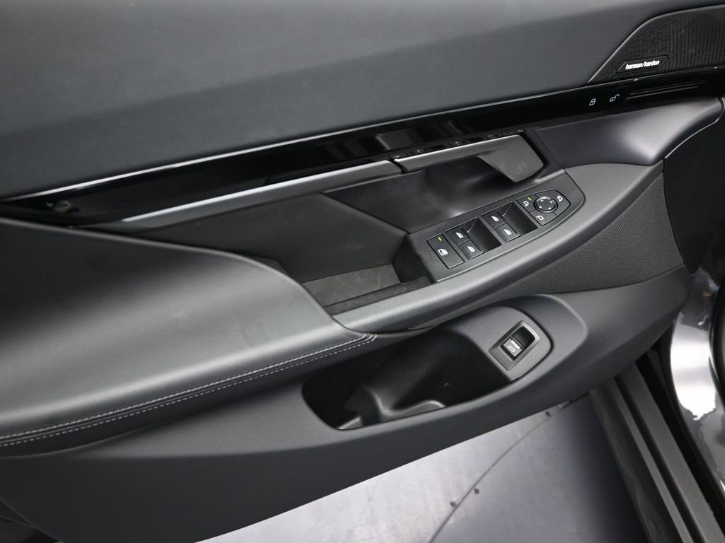 Certified 2024 BMW 530i xDrive image 11