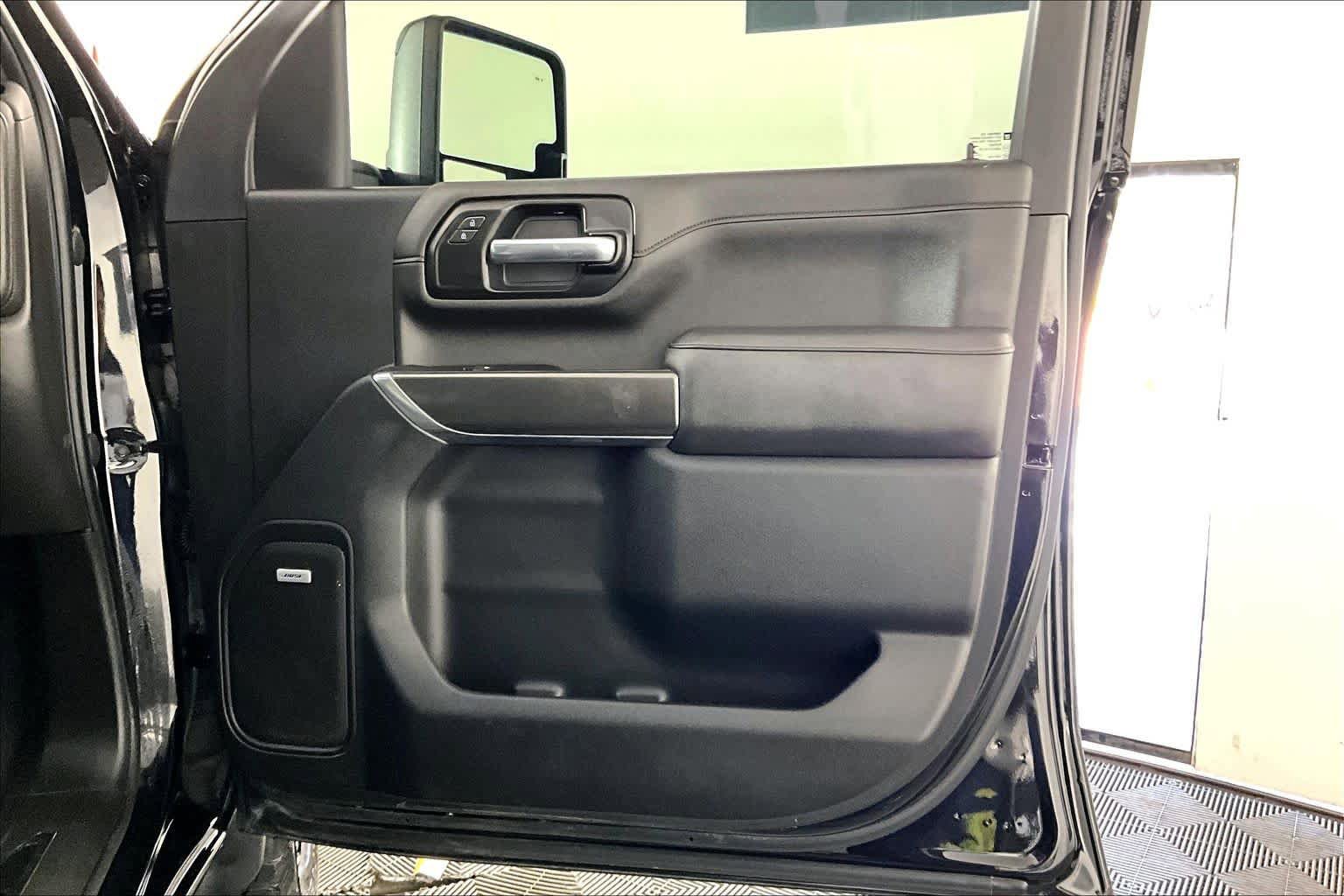 Used 2022 GMC Sierra 2500 AT4 w/ AT4 Preferred Package AWD/4WD image 21