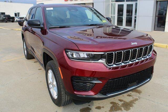 New 2025 Jeep Grand Cherokee Laredo X w/ Luxury Tech Group I image 7