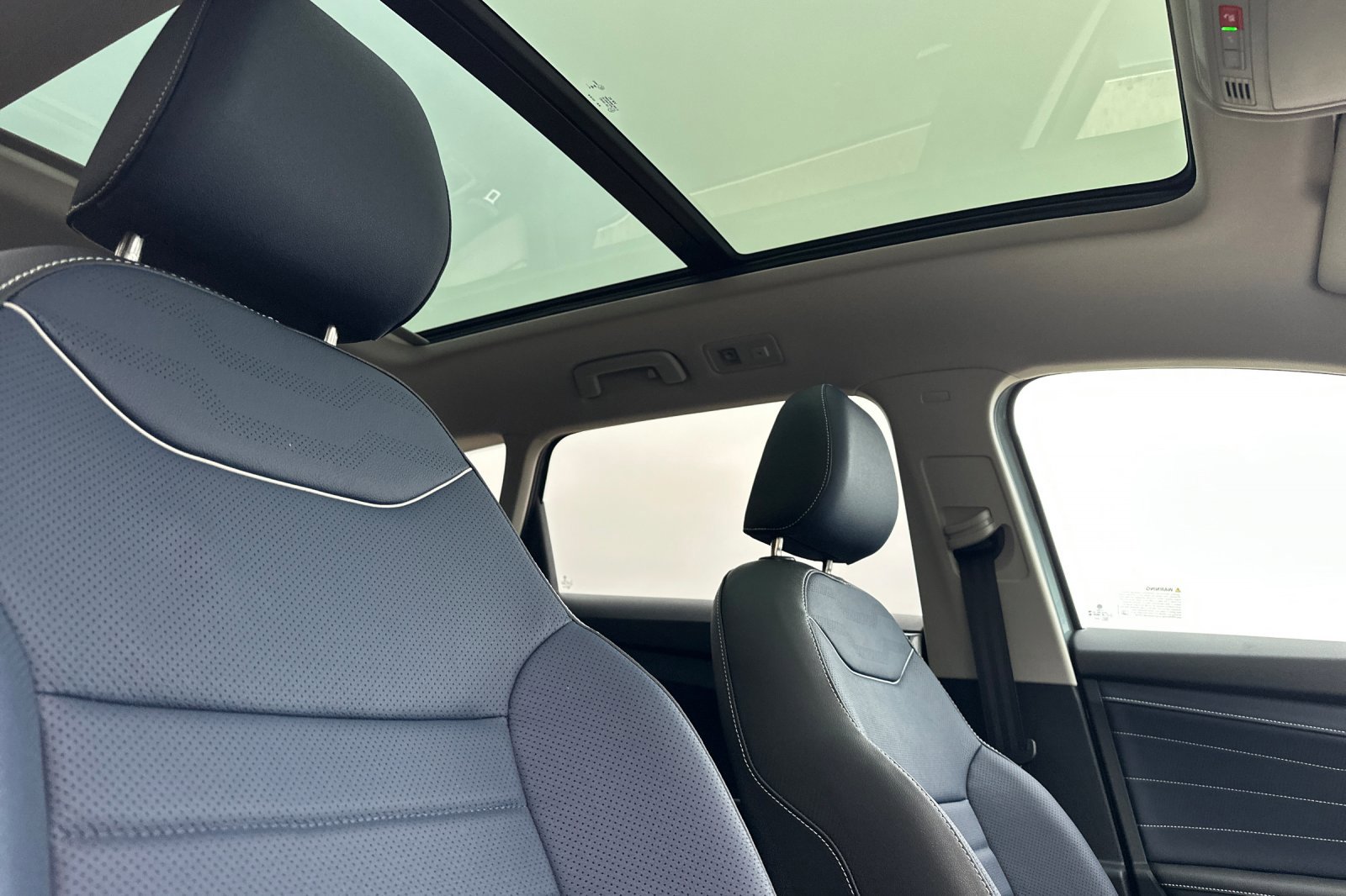 New 2026 Volkswagen Taos SEL image 17