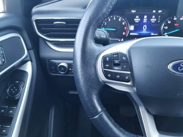 Used 2022 Ford Explorer XLT w/ Equipment Group 202A image 26