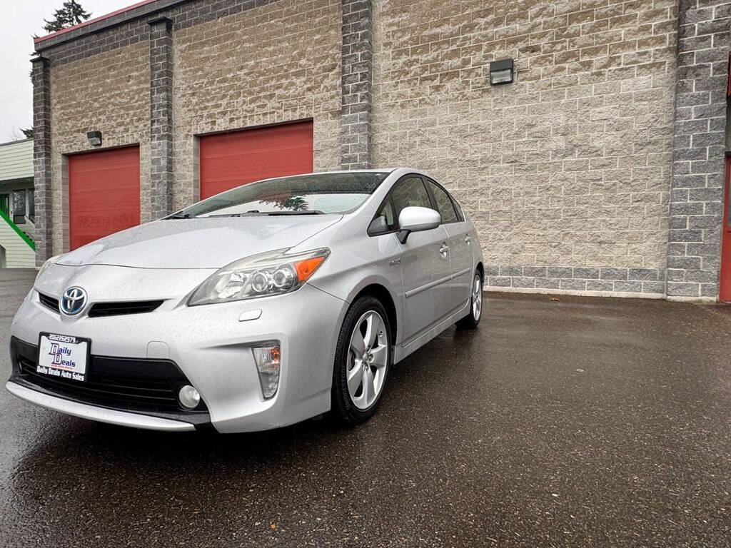 Used 2013 Toyota Prius Five image 4