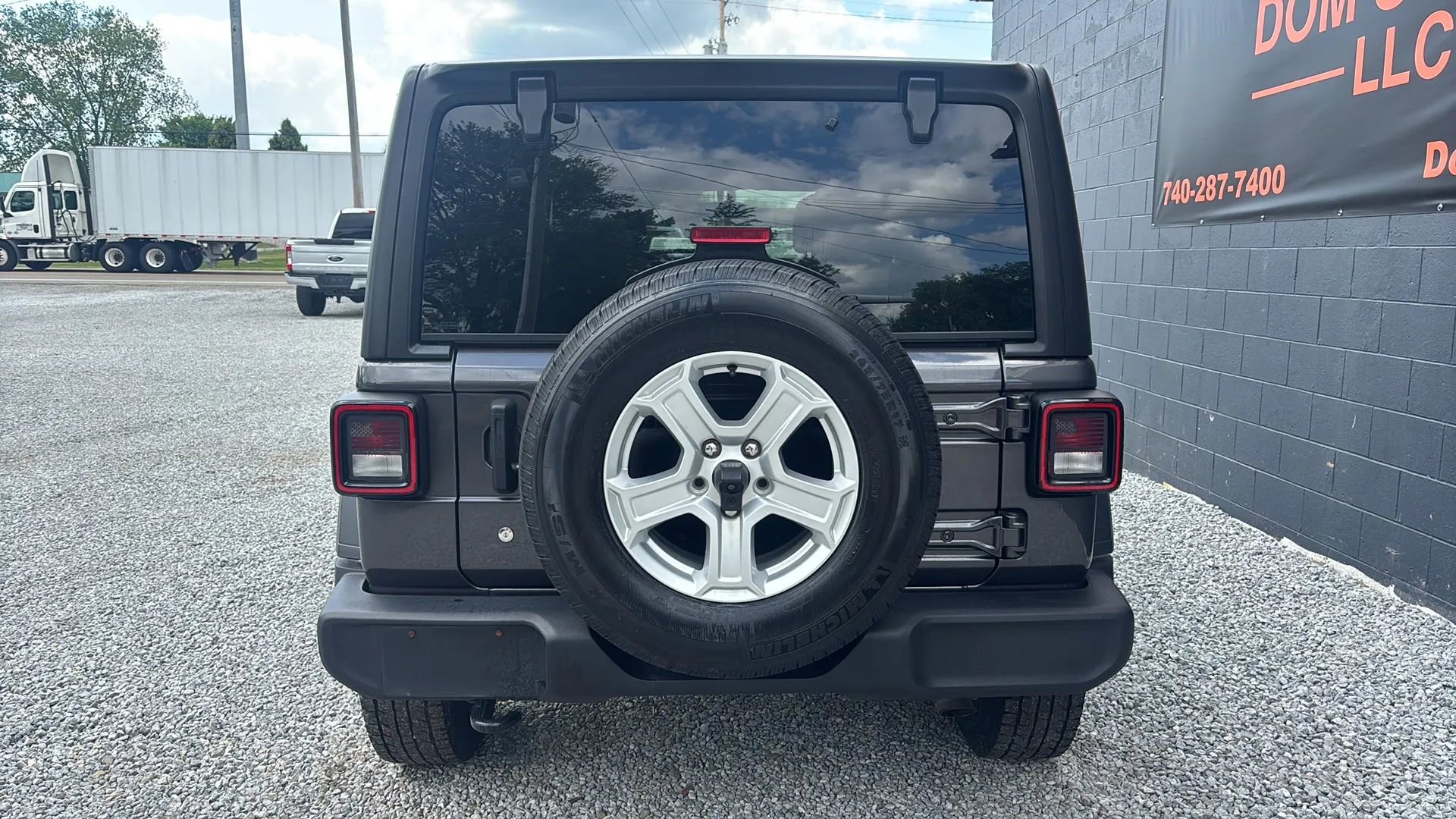Used 2020 Jeep Wrangler Unlimited Sport S AWD/4WD image 4