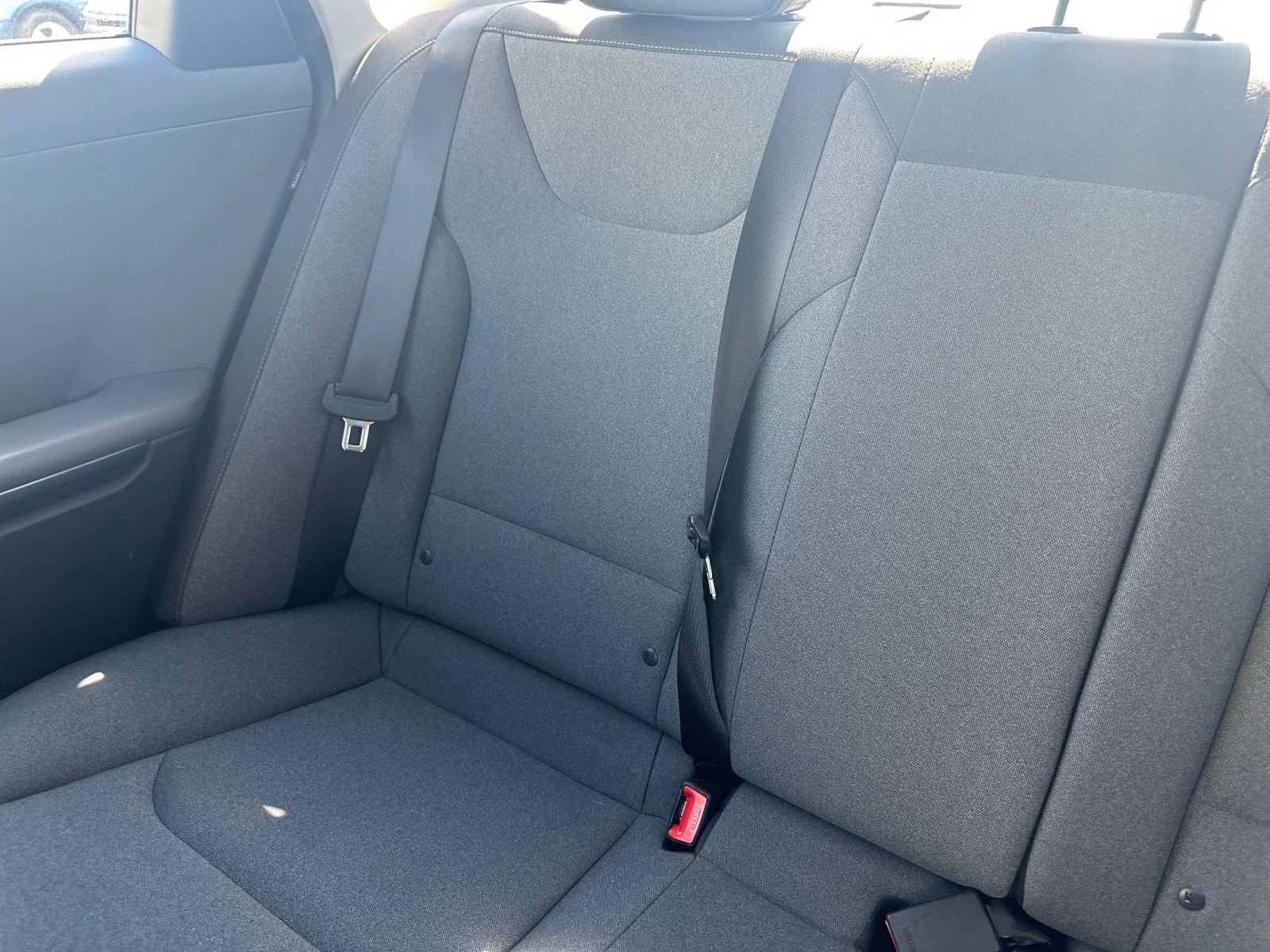 Used 2025 Kia K4 LXS image 38