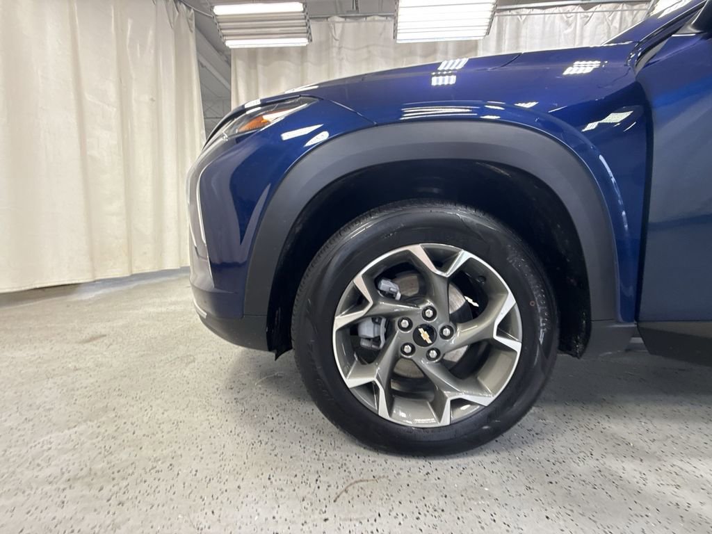 Certified 2024 Chevrolet Trax LT w/ Driver Confidence Package image 42