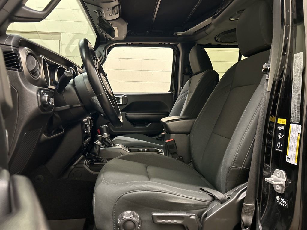 Used 2021 Jeep Gladiator Mojave AWD/4WD image 6