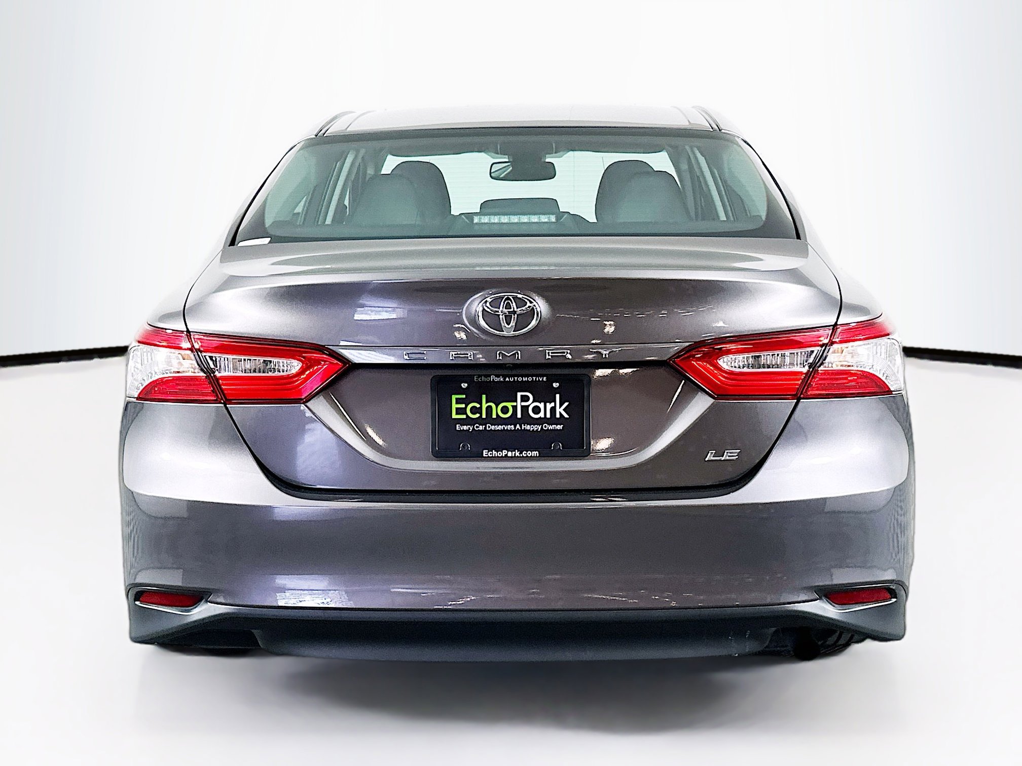 Used 2018 Toyota Camry LE w/ Convenience Package image 7