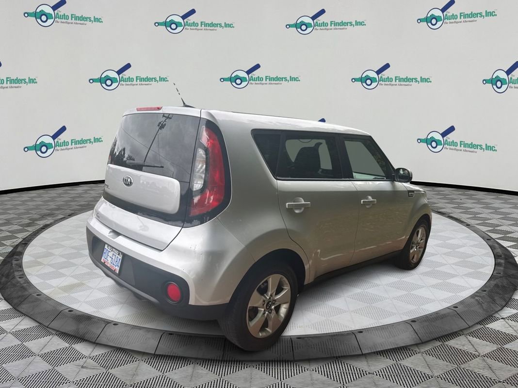 Used 2017 Kia Soul image 5