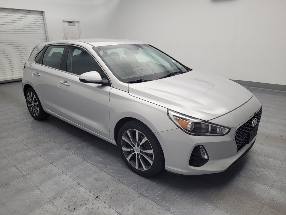 Used 2018 Hyundai Elantra GT FWD image 11