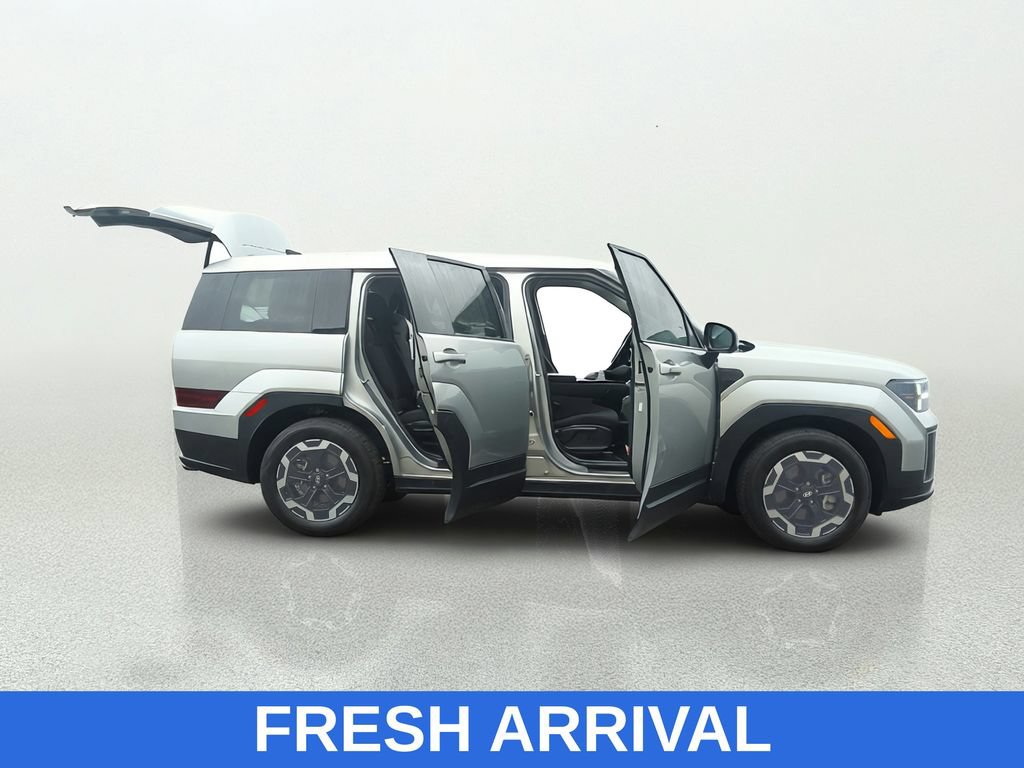 Used 2024 Hyundai Santa Fe SE FWD image 16