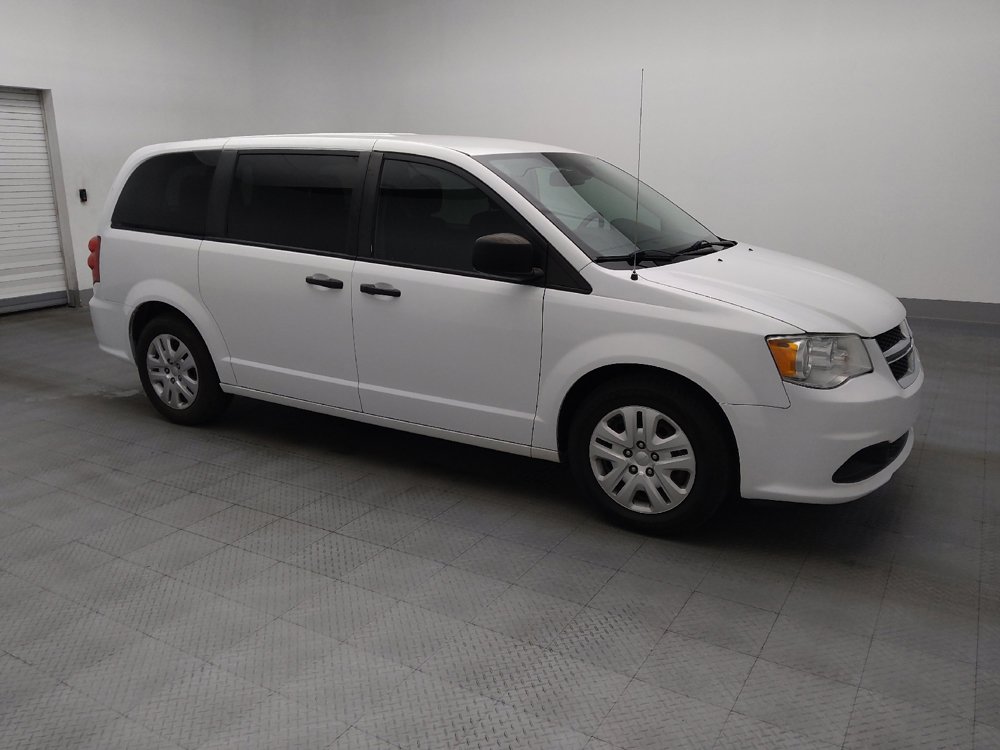 Used 2019 Dodge Grand Caravan SE w/ UConnect Hands-Free Group FWD image 11