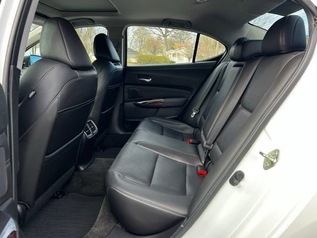 Used 2017 Acura TLX w/ Technology Package image 17