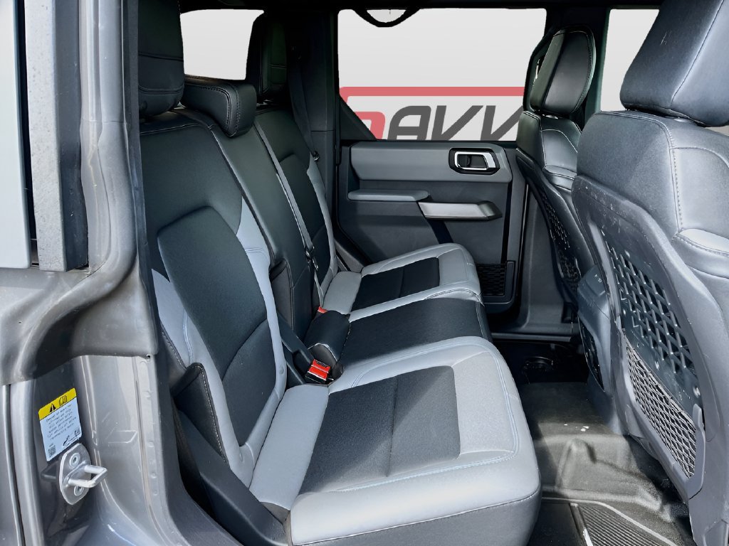 Used 2023 Ford Bronco Black Diamond AWD/4WD image 26
