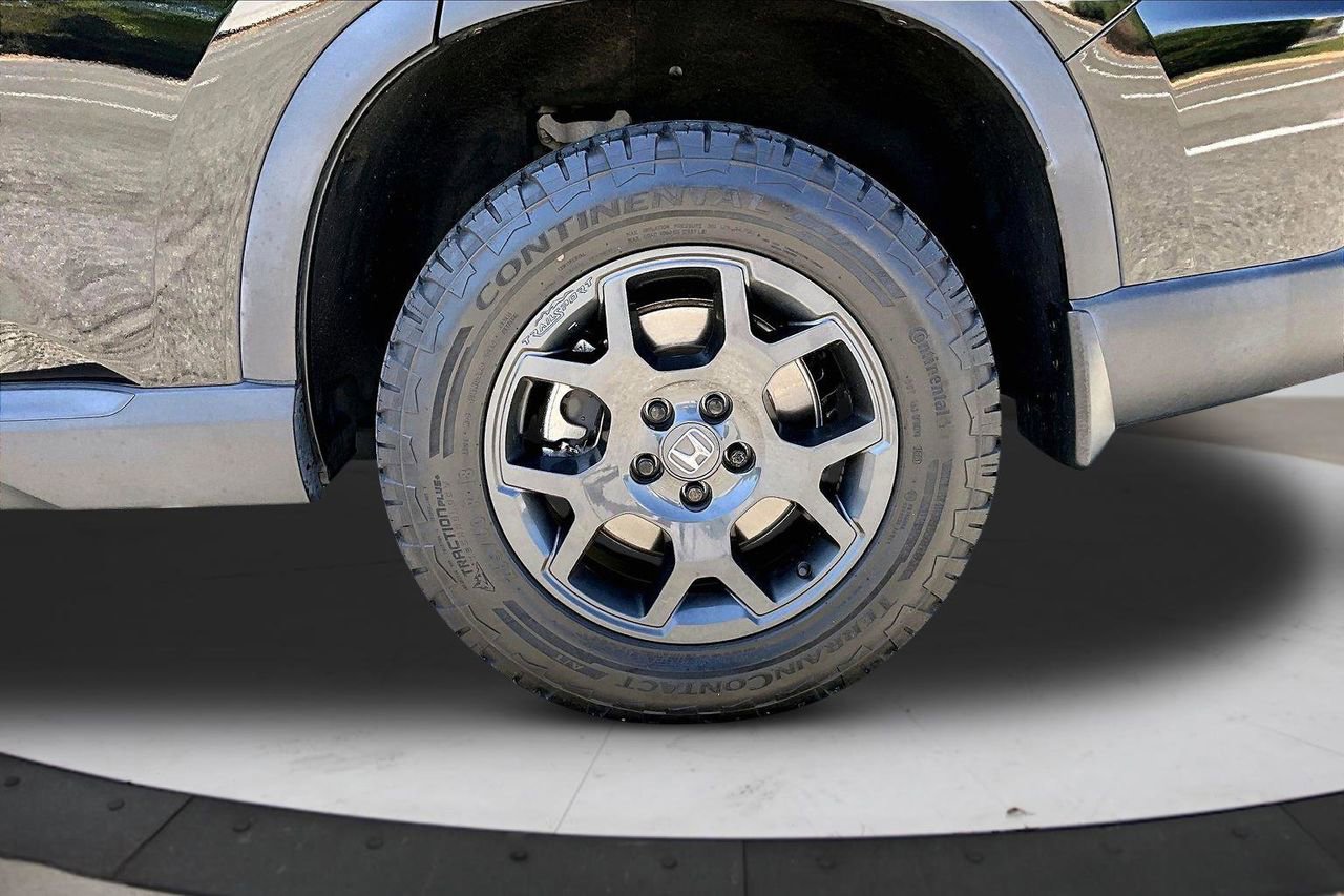 Used 2024 Honda Pilot TrailSport image 35