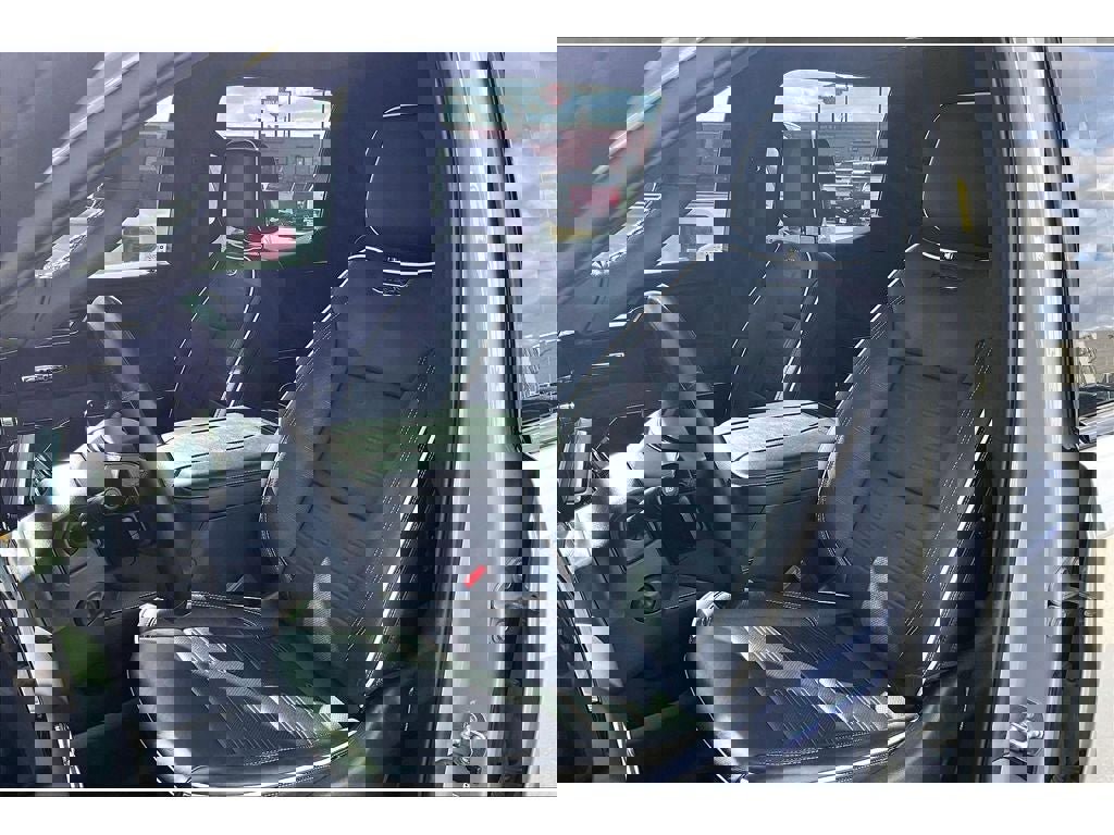 Used 2024 GMC Sierra 1500 AT4X image 28