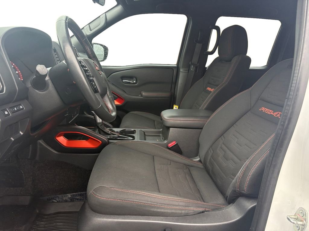 Used 2022 Nissan Frontier PRO-4X w/ Technology Package image 9