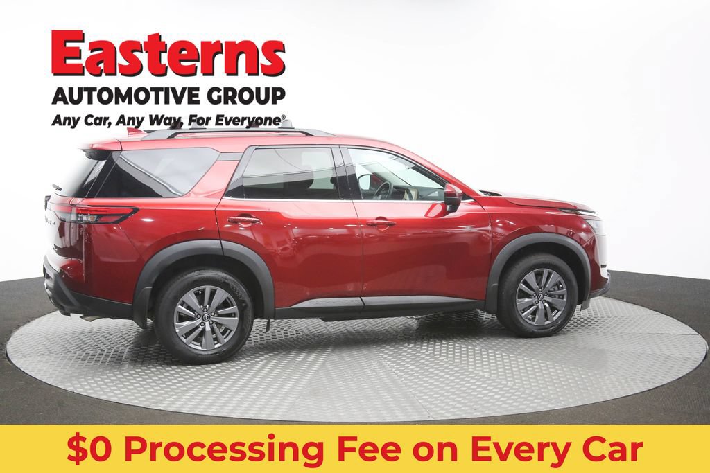 Used 2024 Nissan Pathfinder SV AWD/4WD image 45
