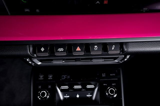 Used 2024 Porsche 911 Carrera T image 42