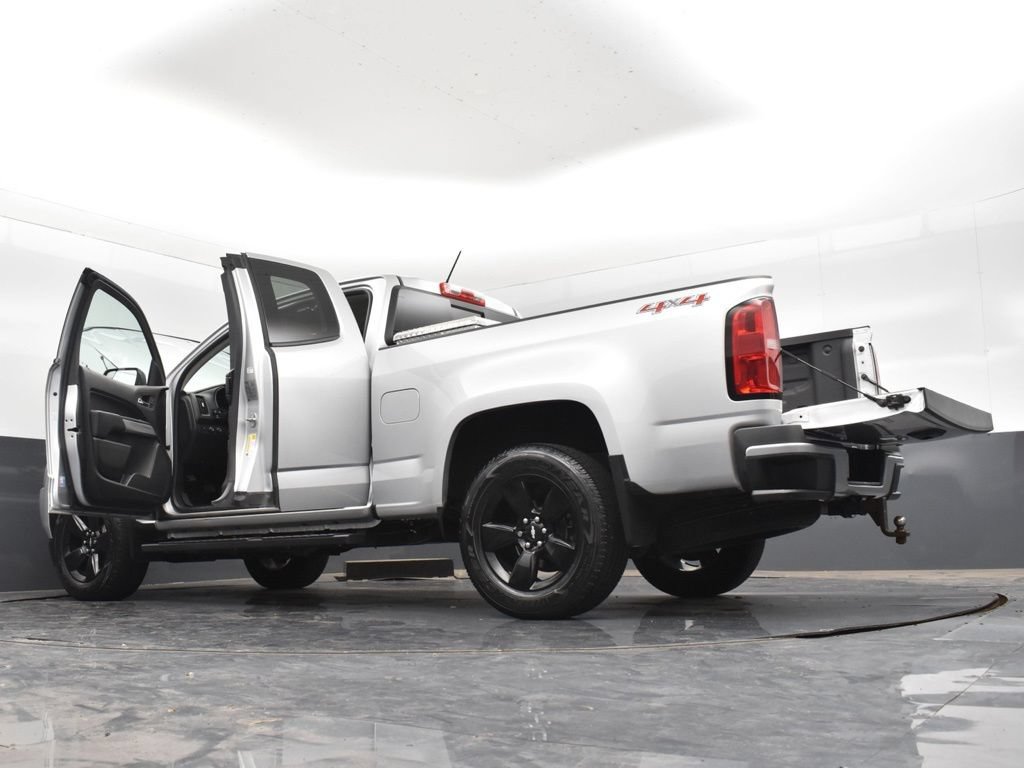 Used 2018 Chevrolet Colorado LT AWD/4WD image 37