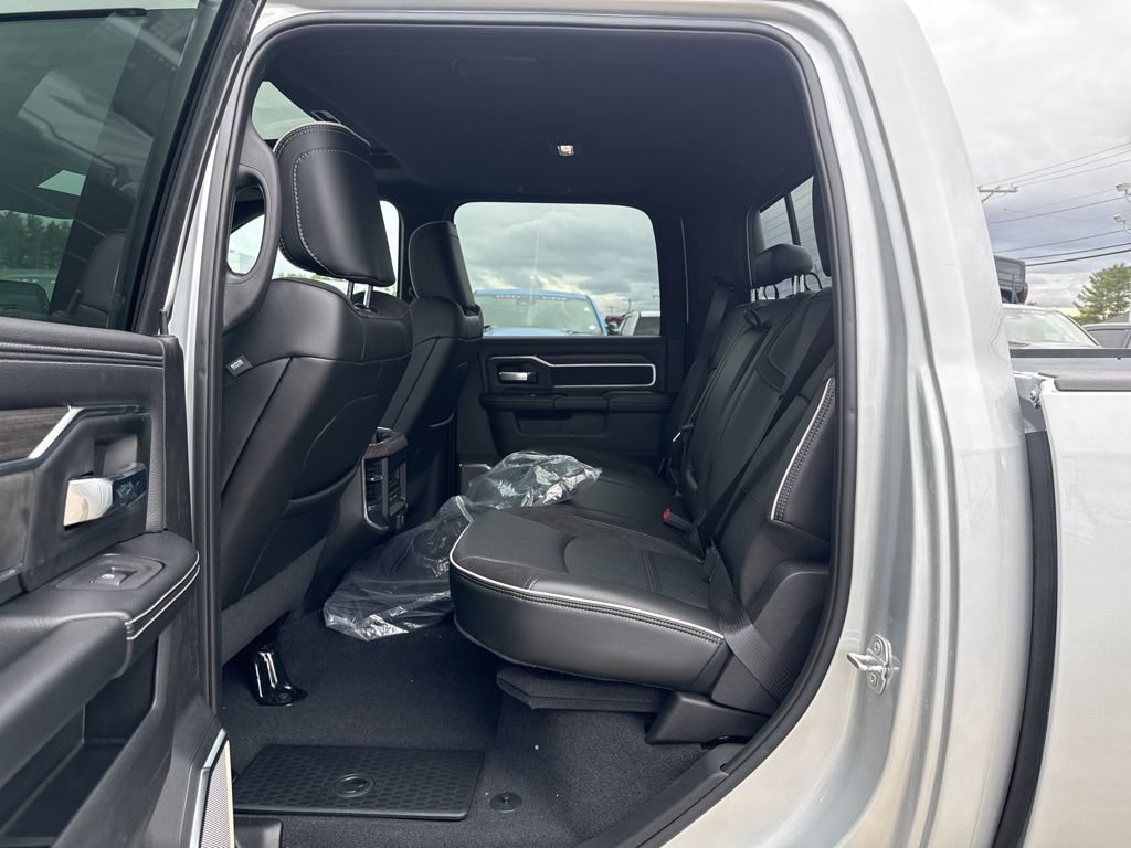 New 2026 RAM 2500 Laramie AWD/4WD image 26