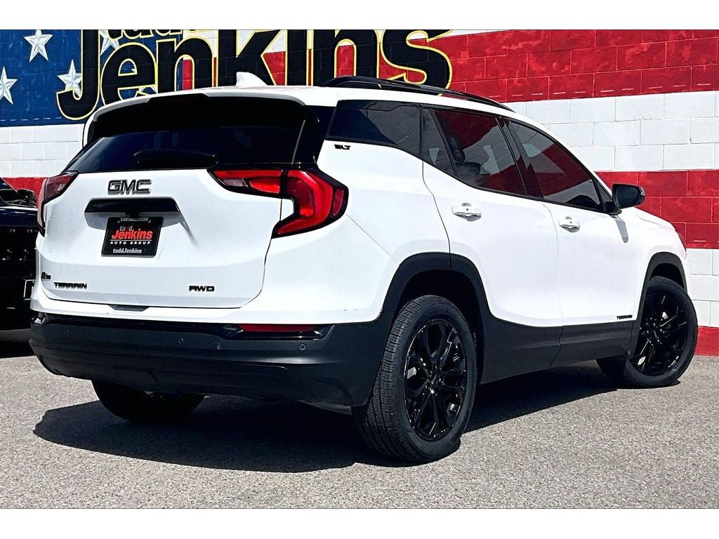 Used 2021 GMC Terrain SLT w/ Elevation Edition AWD/4WD image 2