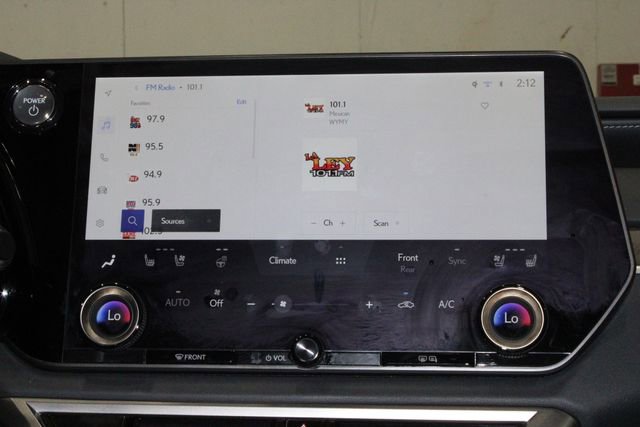 Used 2023 Lexus RX 350 w/ Accessory Package (Z1) image 32