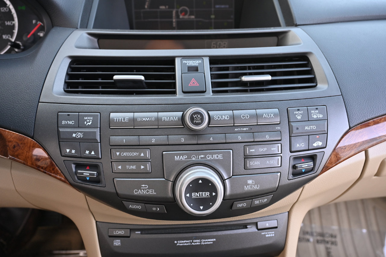 Used 2011 Honda Accord EX-L image 22