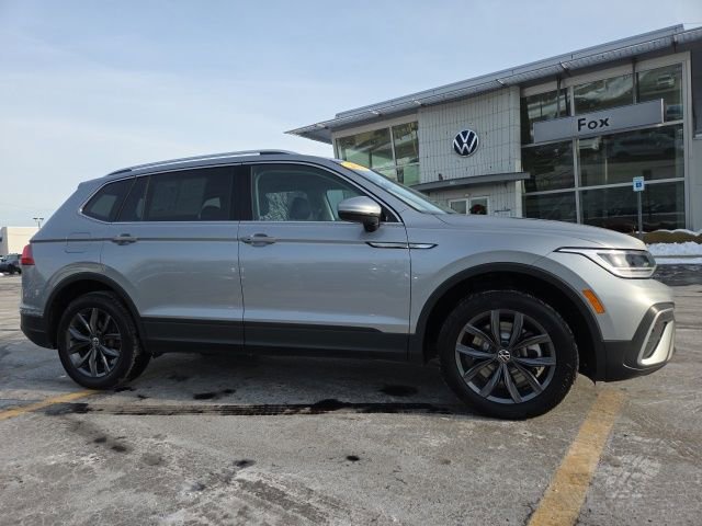 Used 2022 Volkswagen Tiguan SE