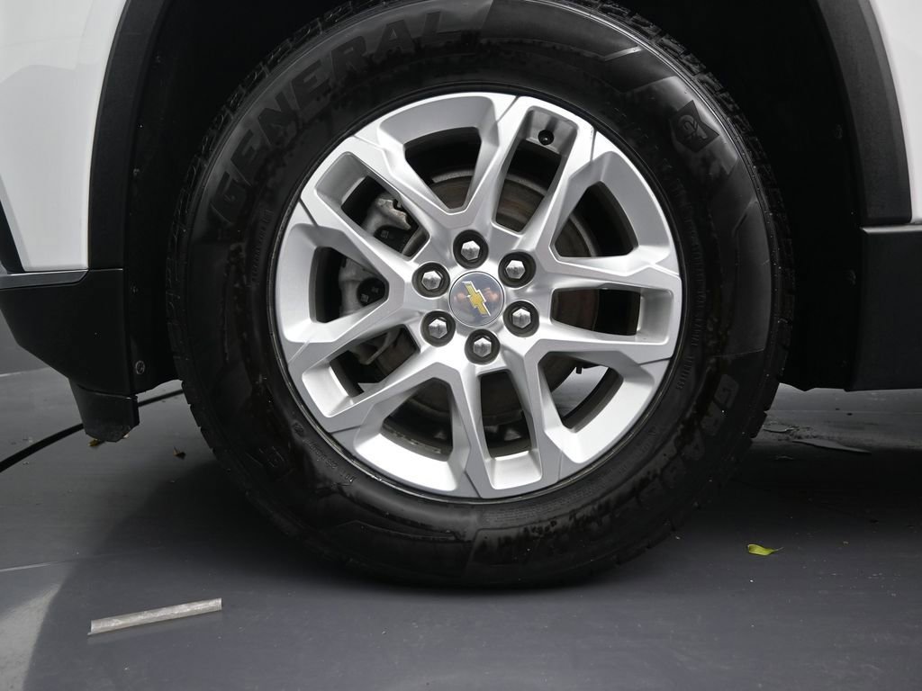 Used 2021 Chevrolet Traverse LT image 10