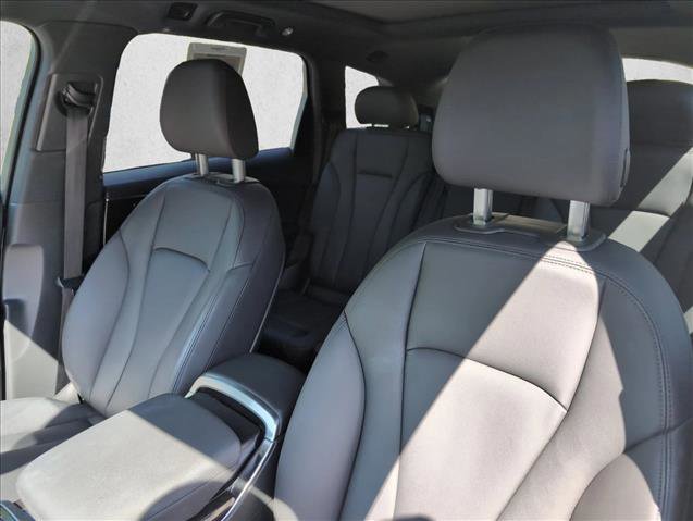 Used 2024 Audi Q7 2.0T Premium image 10