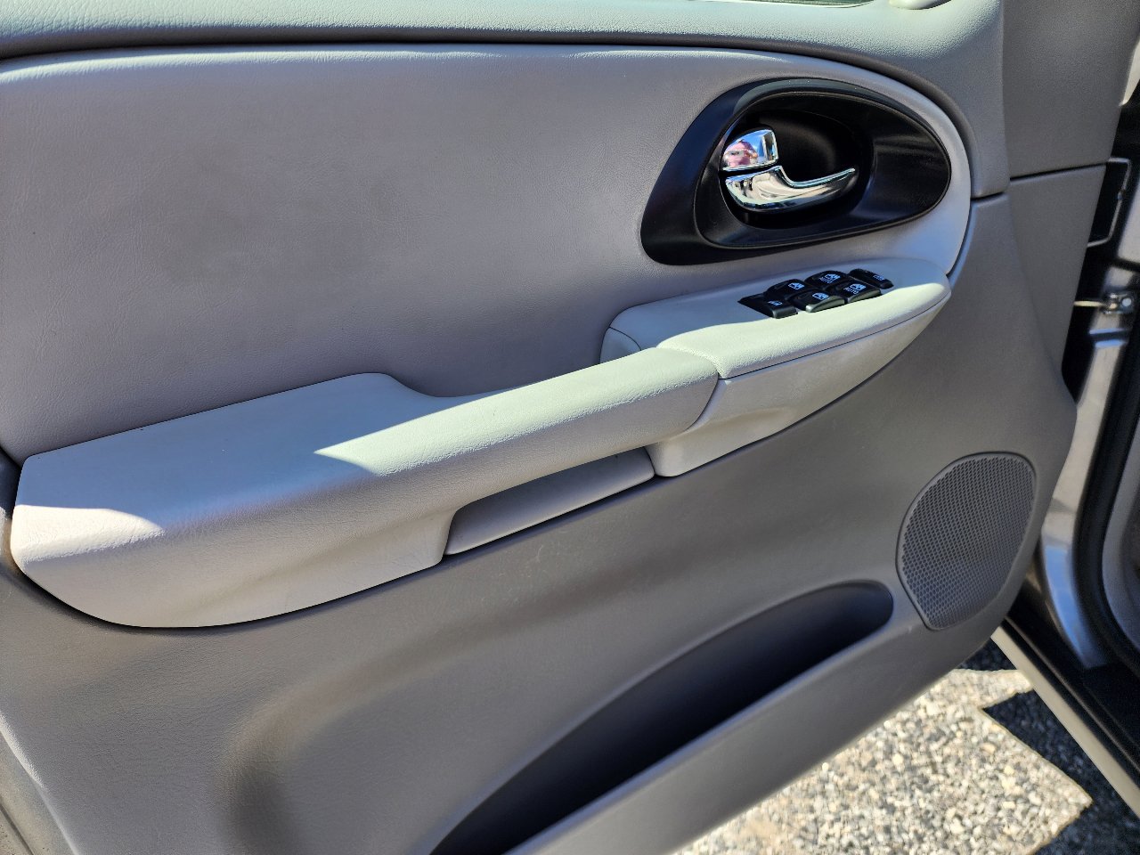 Used 2005 Chevrolet TrailBlazer LS w/ LS Preferred Equipment Group image 13