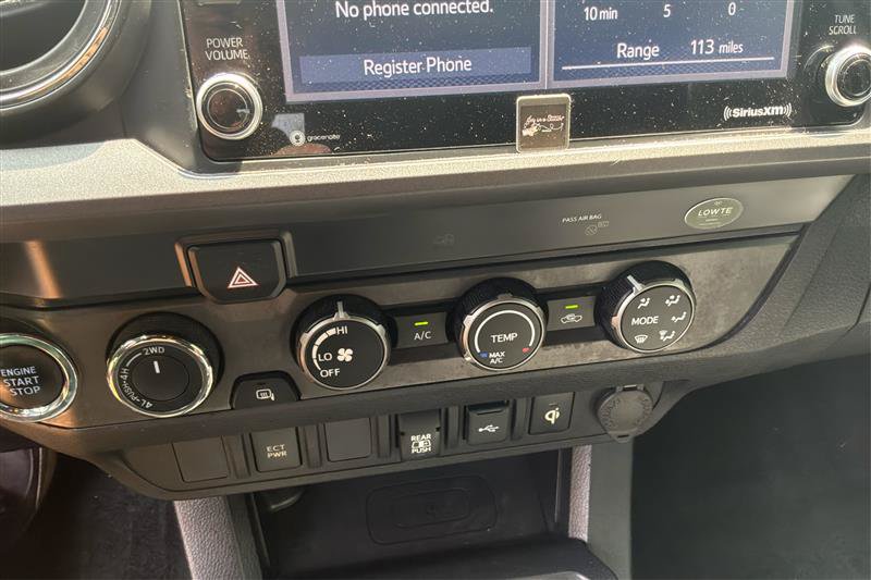 Used 2020 Toyota Tacoma TRD Off-Road AWD/4WD image 29