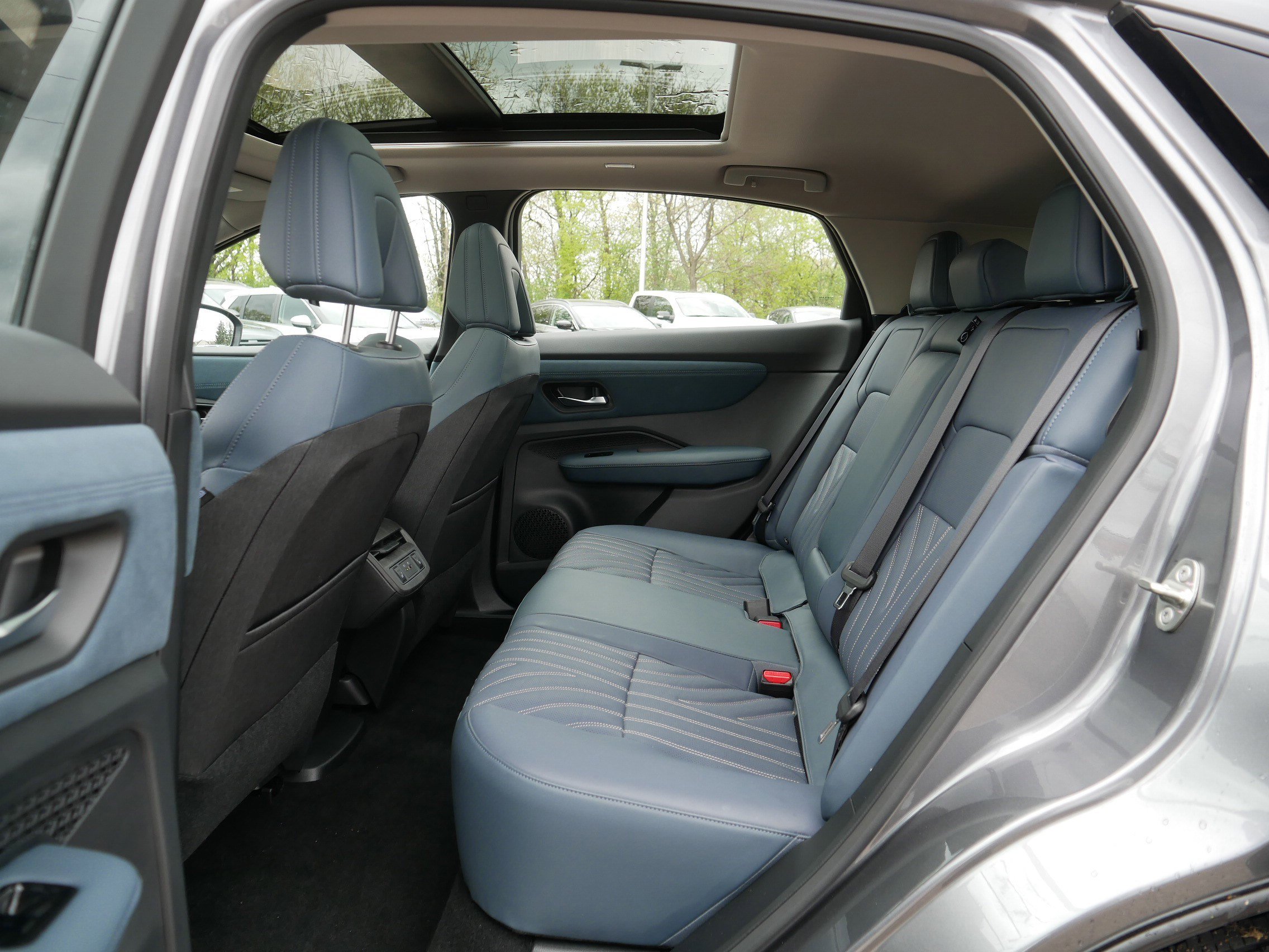 Certified 2023 Nissan Ariya AWD/4WD image 35