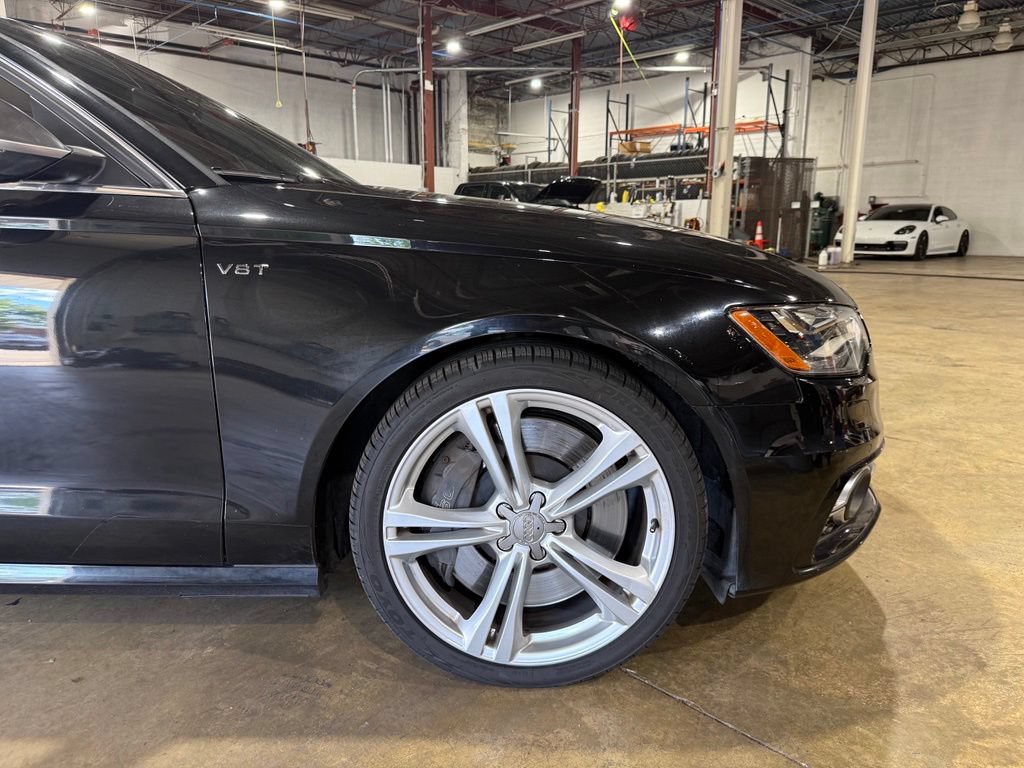 Used 2013 Audi S6 Prestige w/ Innovation Pkg AWD/4WD image 12