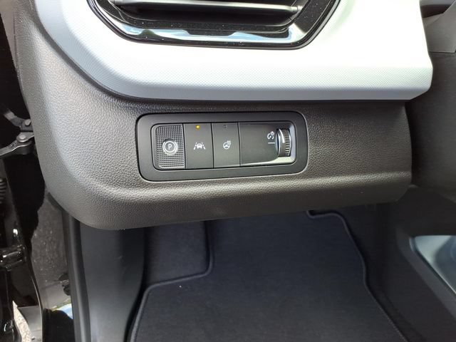 New 2027 Chevrolet Bolt RS w/ Technology Package FWD image 12