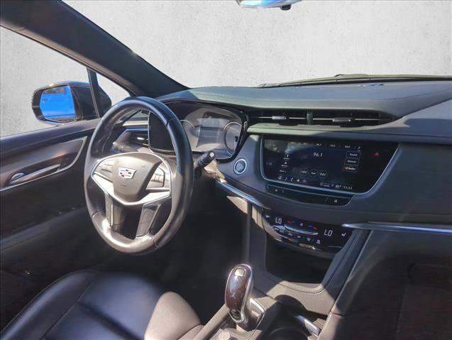 Used 2022 Cadillac XT5 Luxury image 24