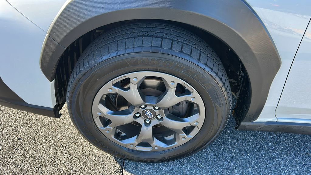 Used 2022 Subaru Crosstrek 2.5i Sport w/ Moonroof Package image 5