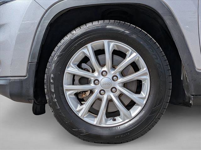 Used 2020 Jeep Cherokee Latitude image 24