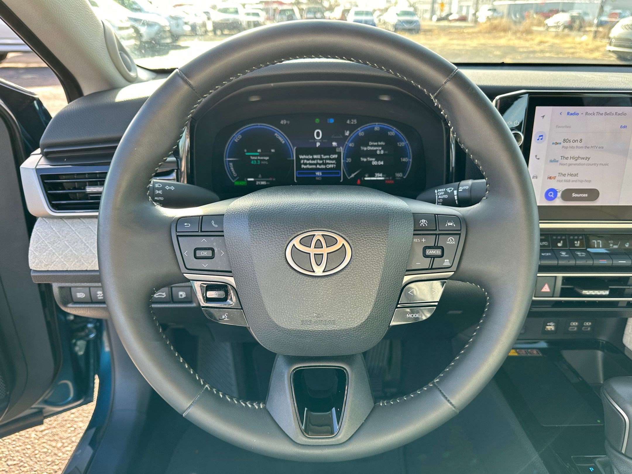 Used 2025 Toyota Camry XLE w/ Premium Package image 14