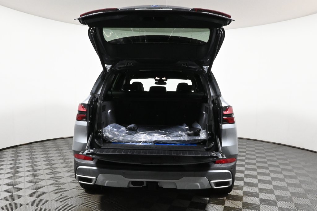 Used 2026 BMW X5 xDrive50e w/ Premium Package AWD/4WD image 37