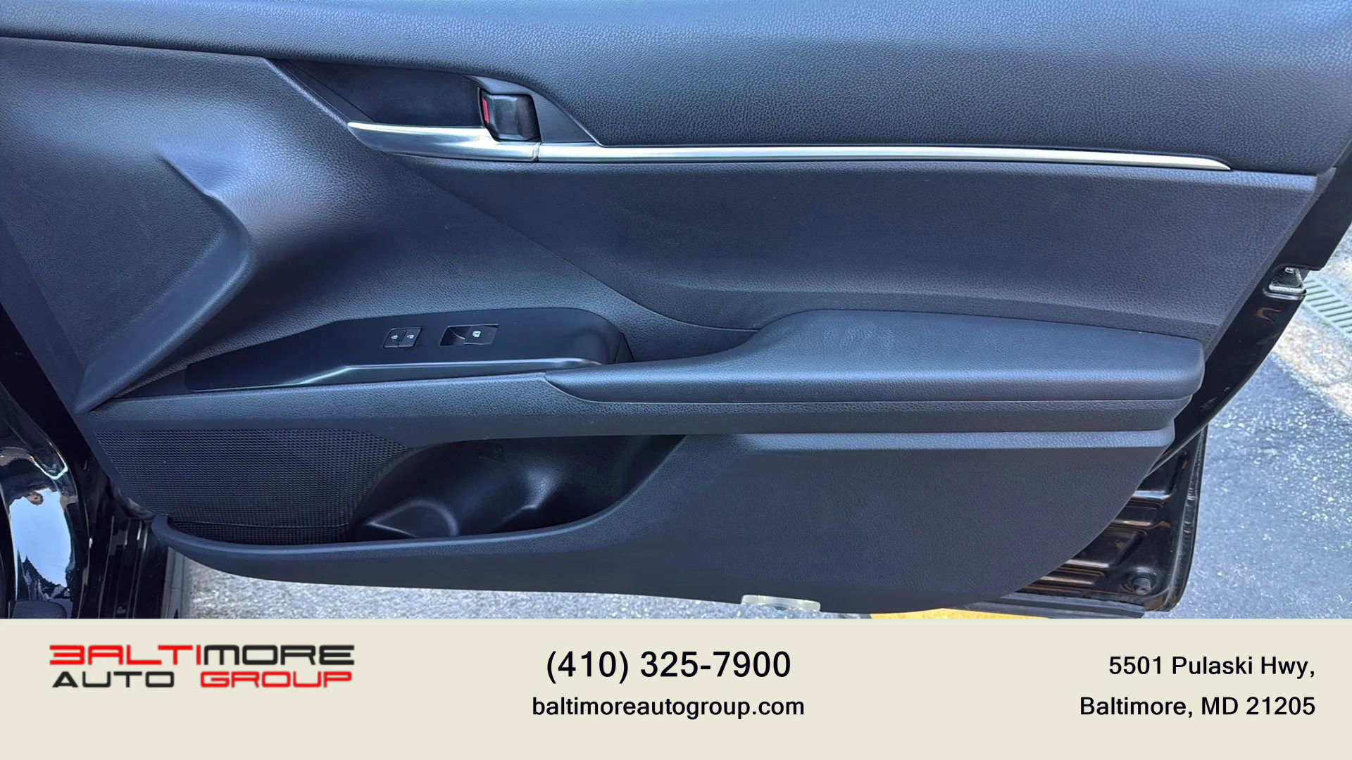 Used 2018 Toyota Camry SE image 21