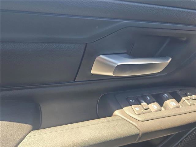 New 2026 RAM 1500 Express image 15