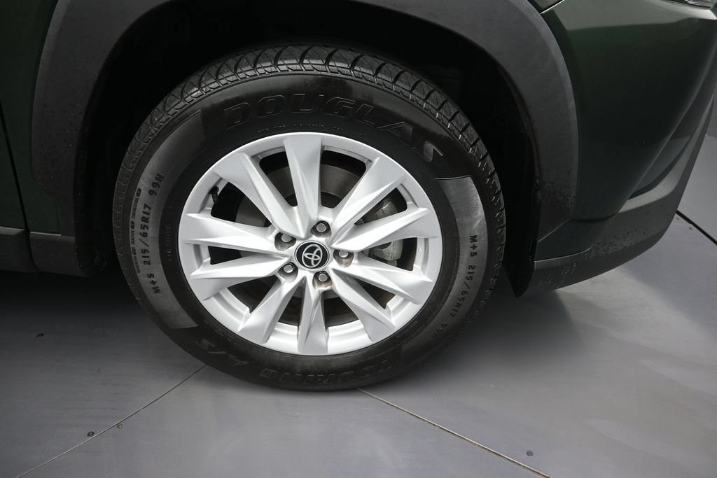 Used 2022 Toyota Corolla Cross LE FWD image 9