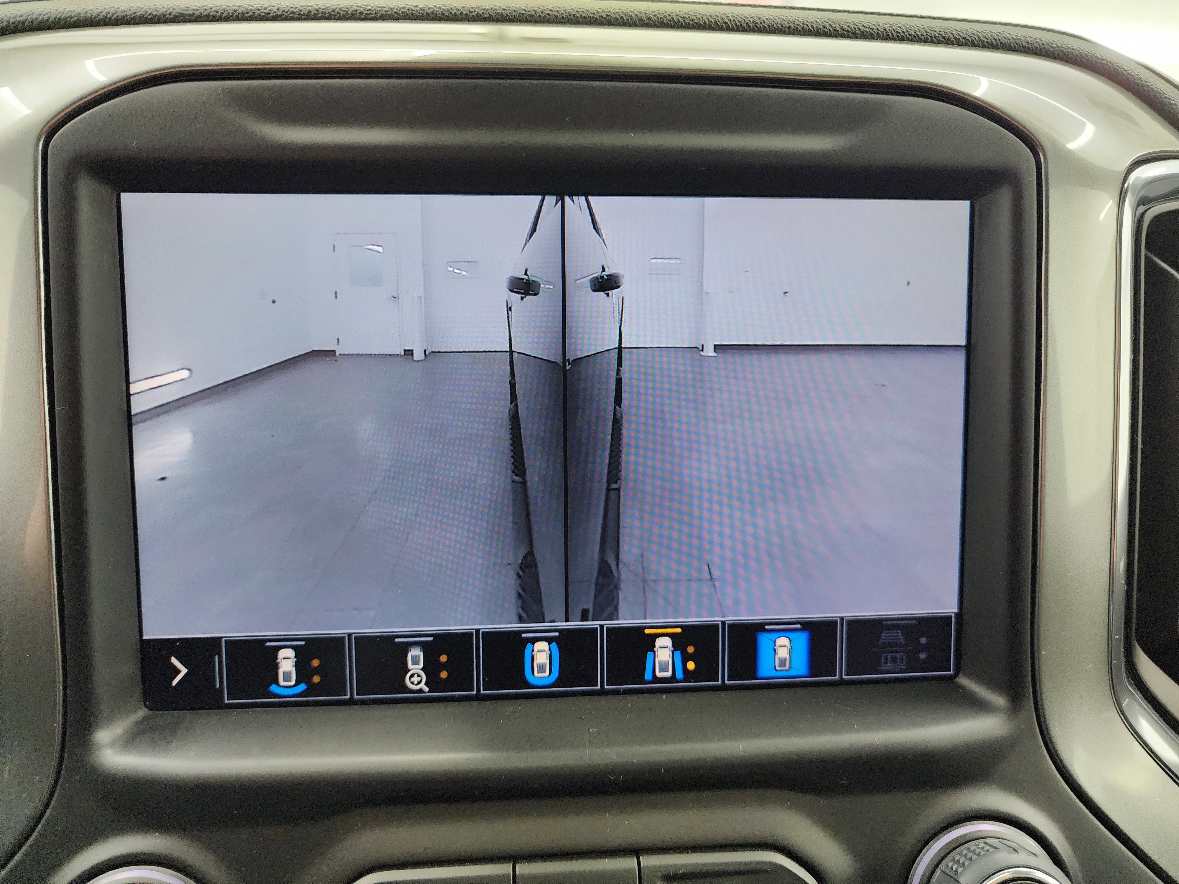 Used 2023 Chevrolet Silverado 3500 LTZ w/ LTZ Plus Package image 62