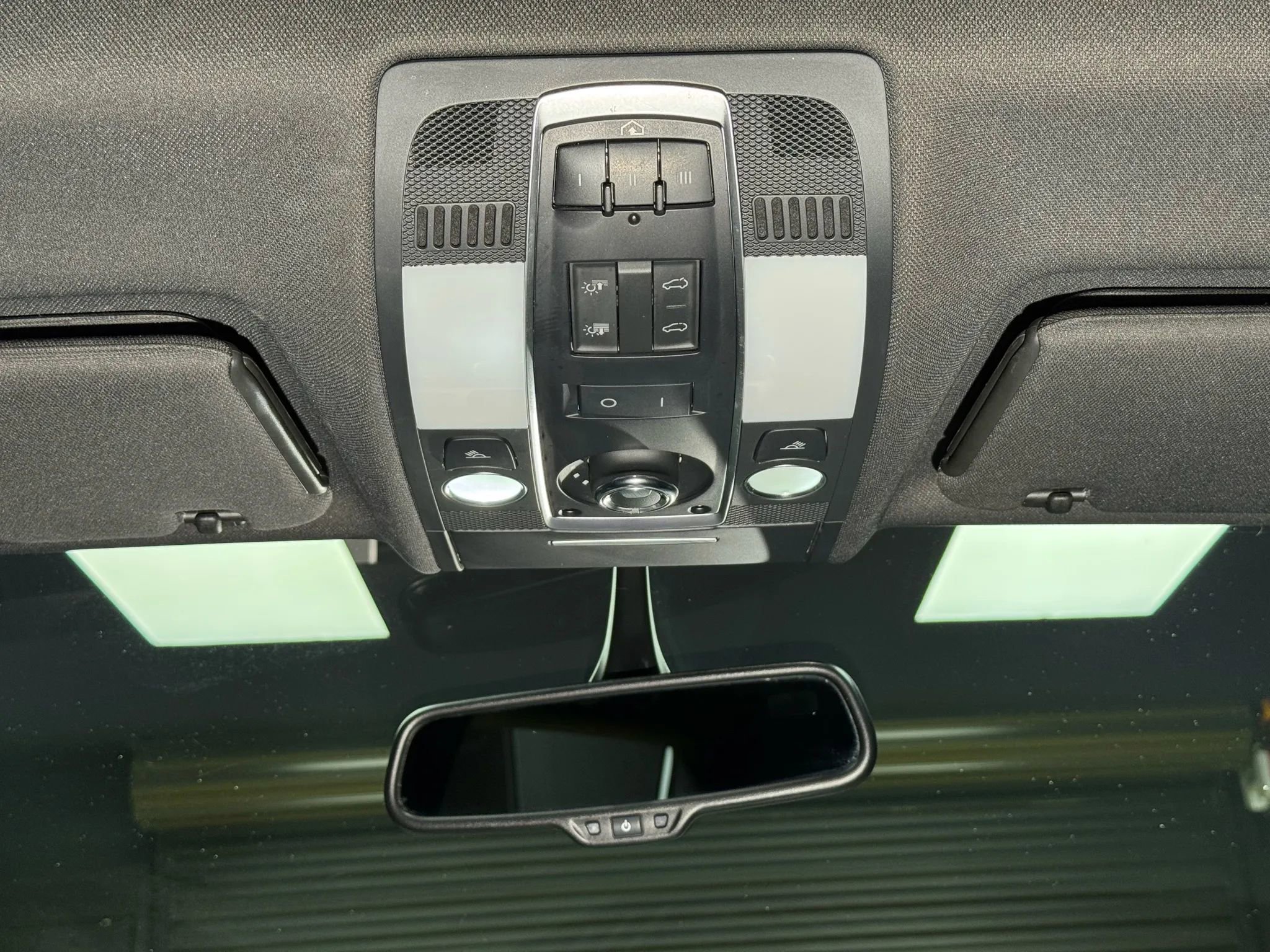 Used 2013 Audi Q7 3.0T S line Prestige w/ S Line Pkg image 37