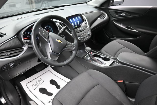Used 2024 Chevrolet Malibu RS w/ LPO, Floor Liner Package FWD image 19
