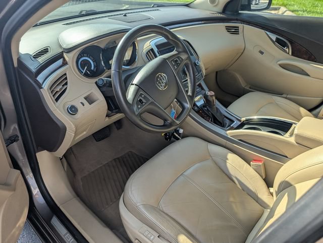 Used 2010 Buick LaCrosse CXL FWD image 12