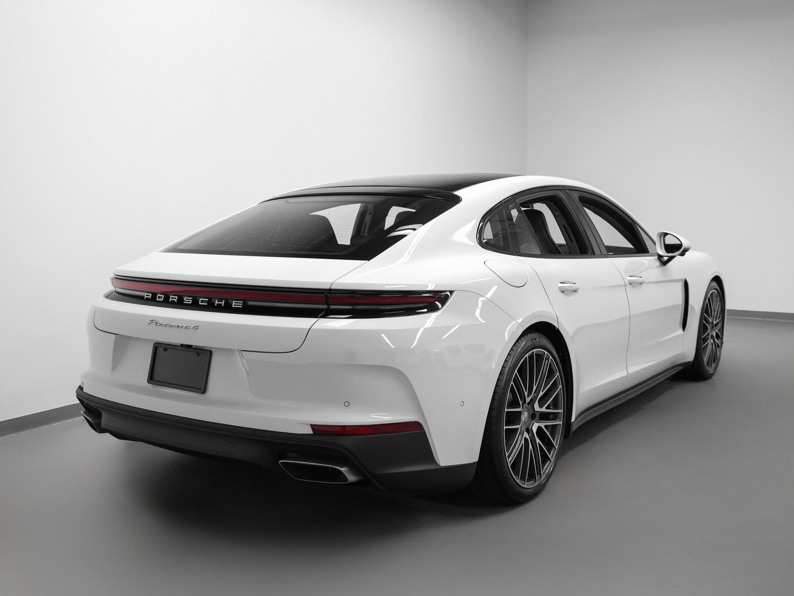 Used 2025 Porsche Panamera 4 AWD/4WD image 12